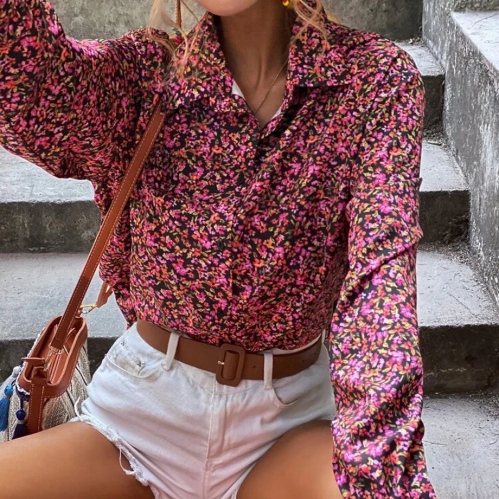 SHEIN Floral Top